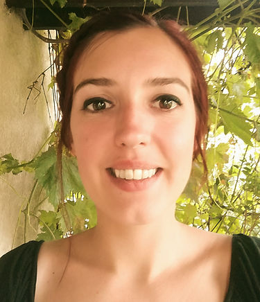 Photo d'Hélène, fondatrice de LingOptic, opticienne et formatrice en anglais. Une double expertise pour aider les opti