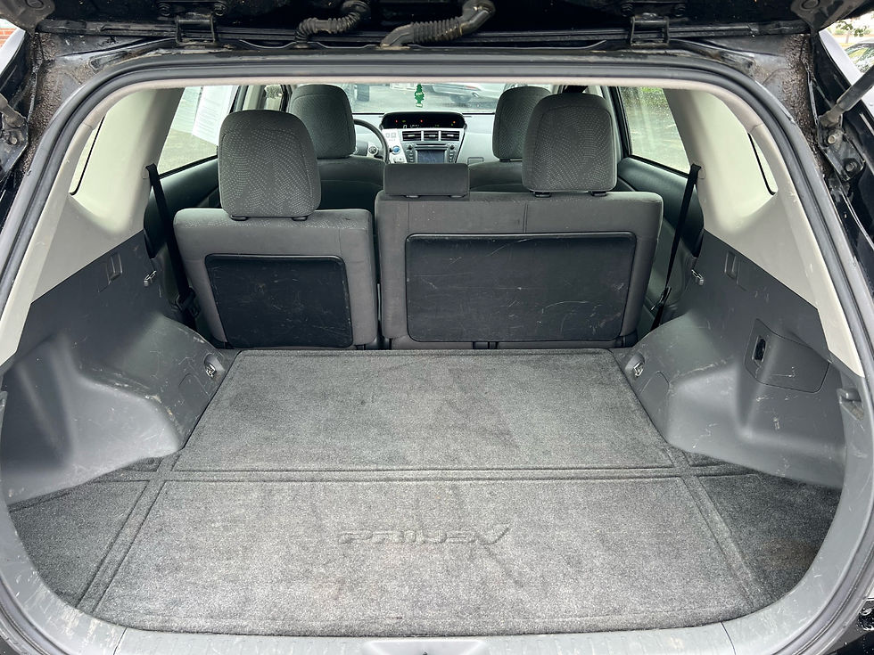 Thumbnail: 2013 Toyota Prius V Three