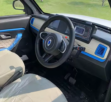 Pic3 Cockpit.png