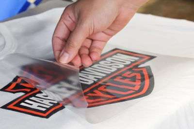 aplicación de vinil textil