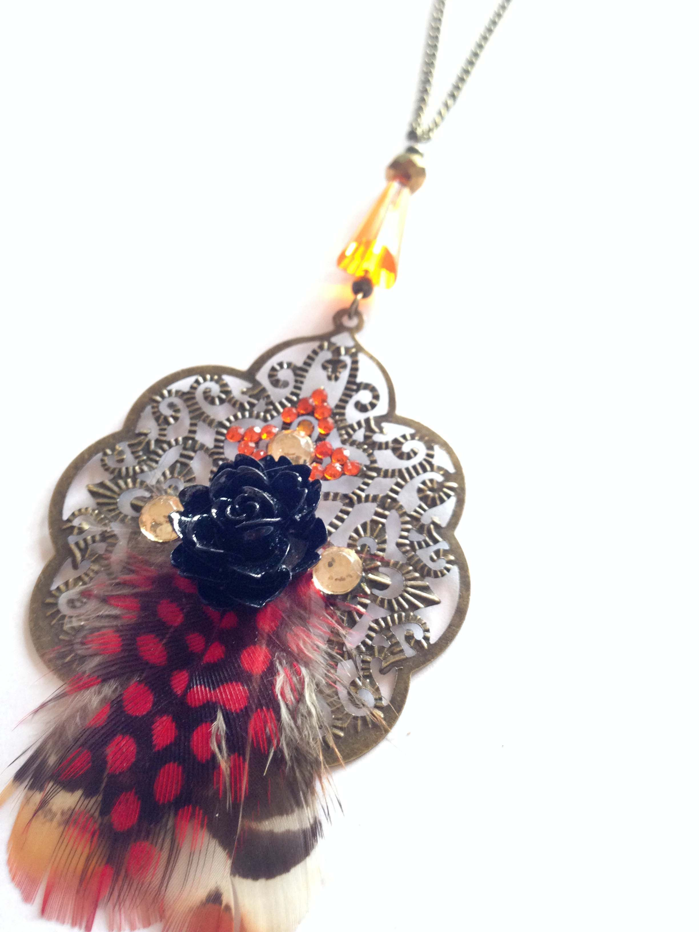 Sautoir rose éphèmère