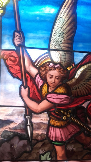 Notre dame de la Salette. Eglise de la Salette Fallavaux. L'Archange saint Michel
Restauration BDN Vitraux