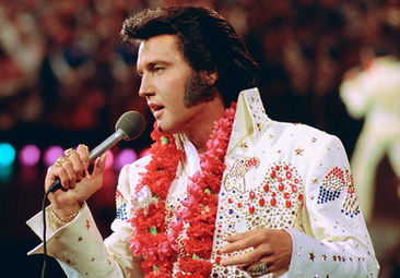 Elvis Presley em imagem de divulgação do espetáculo Elvis in Concert, que terá apresentação no Teatro Guaíra, em Curitiba.