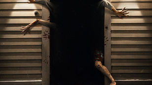 Cartaz oficial do filme Resident Evil (2026), dirigido por Zach Cregger