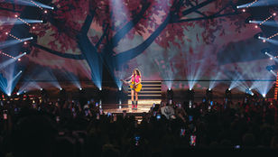 Paula Fernandes anuncia nova turnê “30 & Poucos Anos” em Curitiba