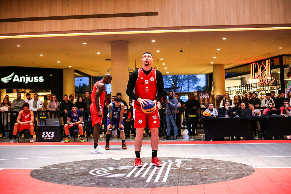 Atletas disputam partida de basquete 3x3 em etapa da Liga ANB