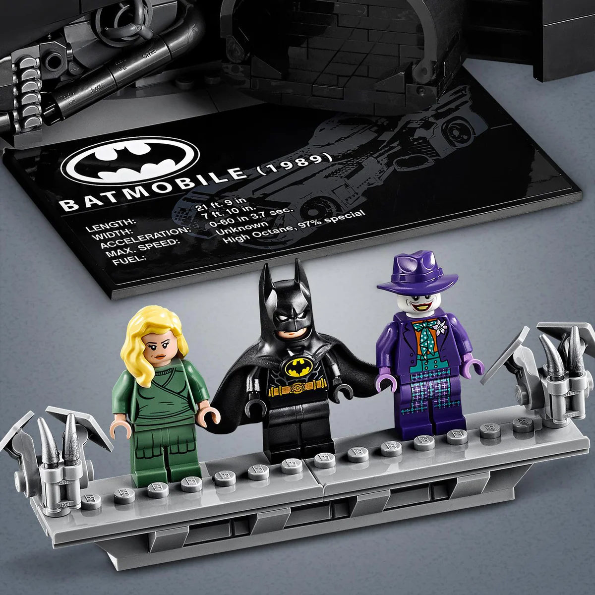 Lego super 2025 heroes 1989 batmobile