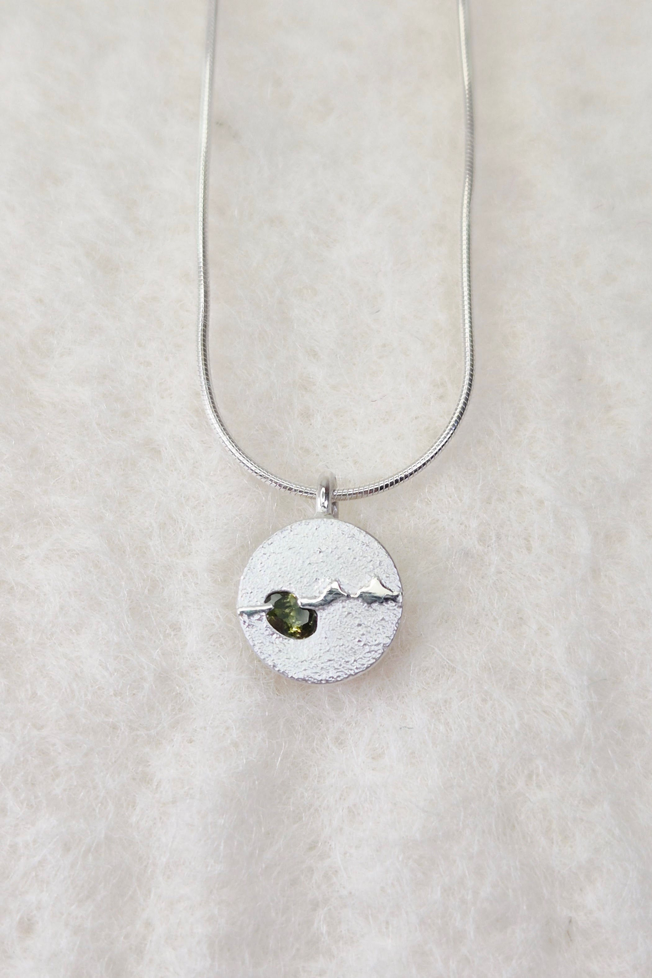 Didi Pendant Necklace