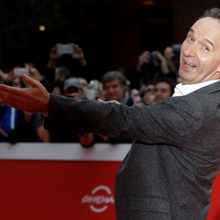 Venecia dará premio a la trayectoria a Roberto Benigni