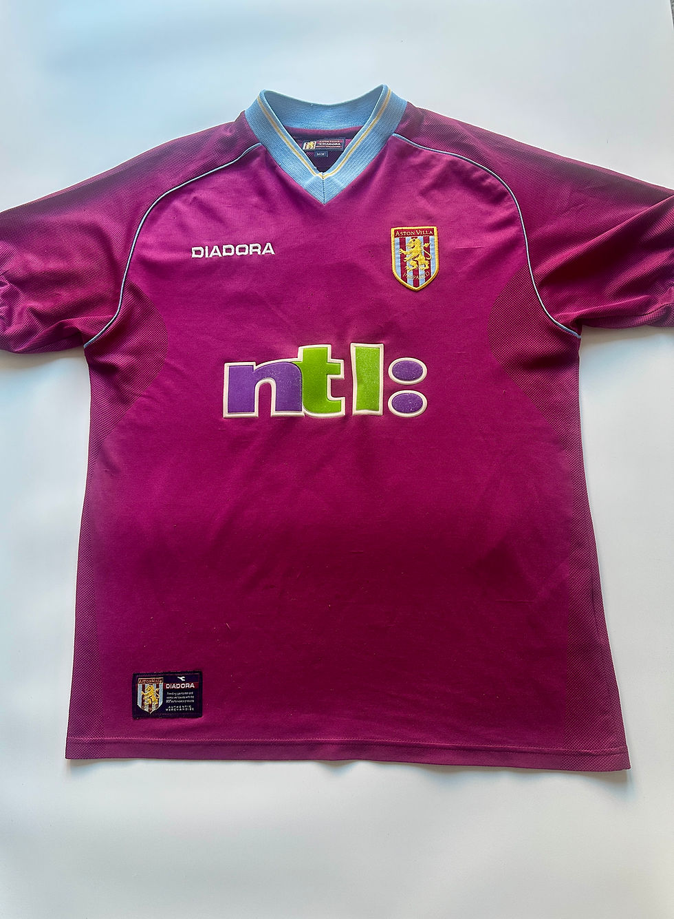 Thumbnail: Buy Aston Villa 2001/02 Home Football Shirt – Merson #10 Diadora Retro Kit