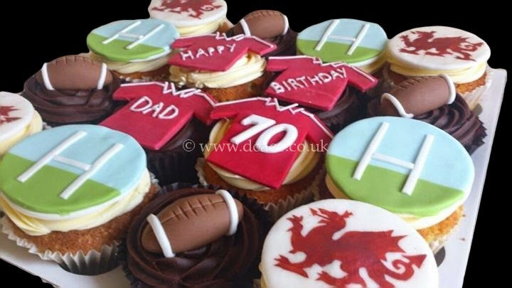 Welsh Dragon Rugby cupcakes.jpg