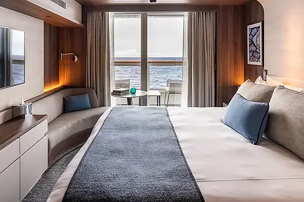 Mistral Prestige Suite.jpg
