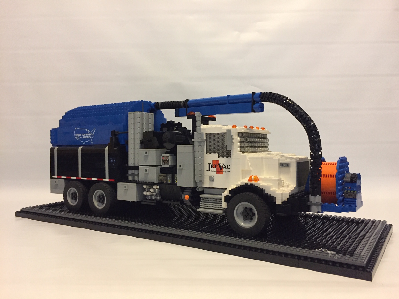 lego vacuum truck
