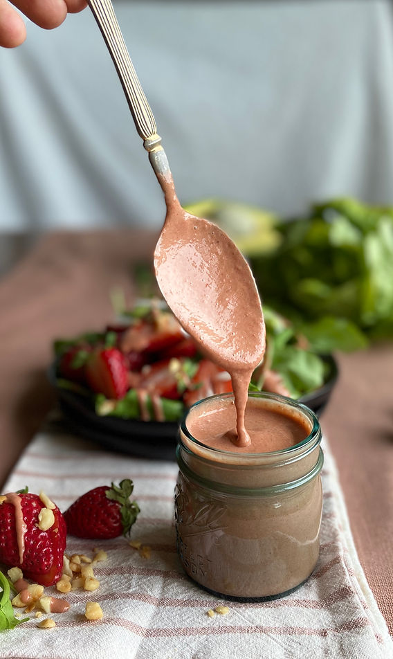 Strawberry Balsamic Dressing (whole30) Strawberry Balsamic Dressing (whole30)