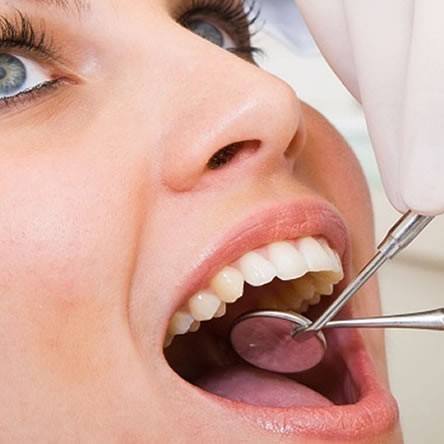 Samar Dental Solutions Dentist North Miami 33161 in North Miami
