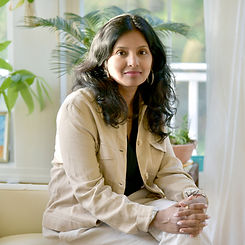 Indira Nutritional Therapy Photo Practitioner, an AIP Certified Coach and a cookbook author. I am the founder of Rheumatoid Strong