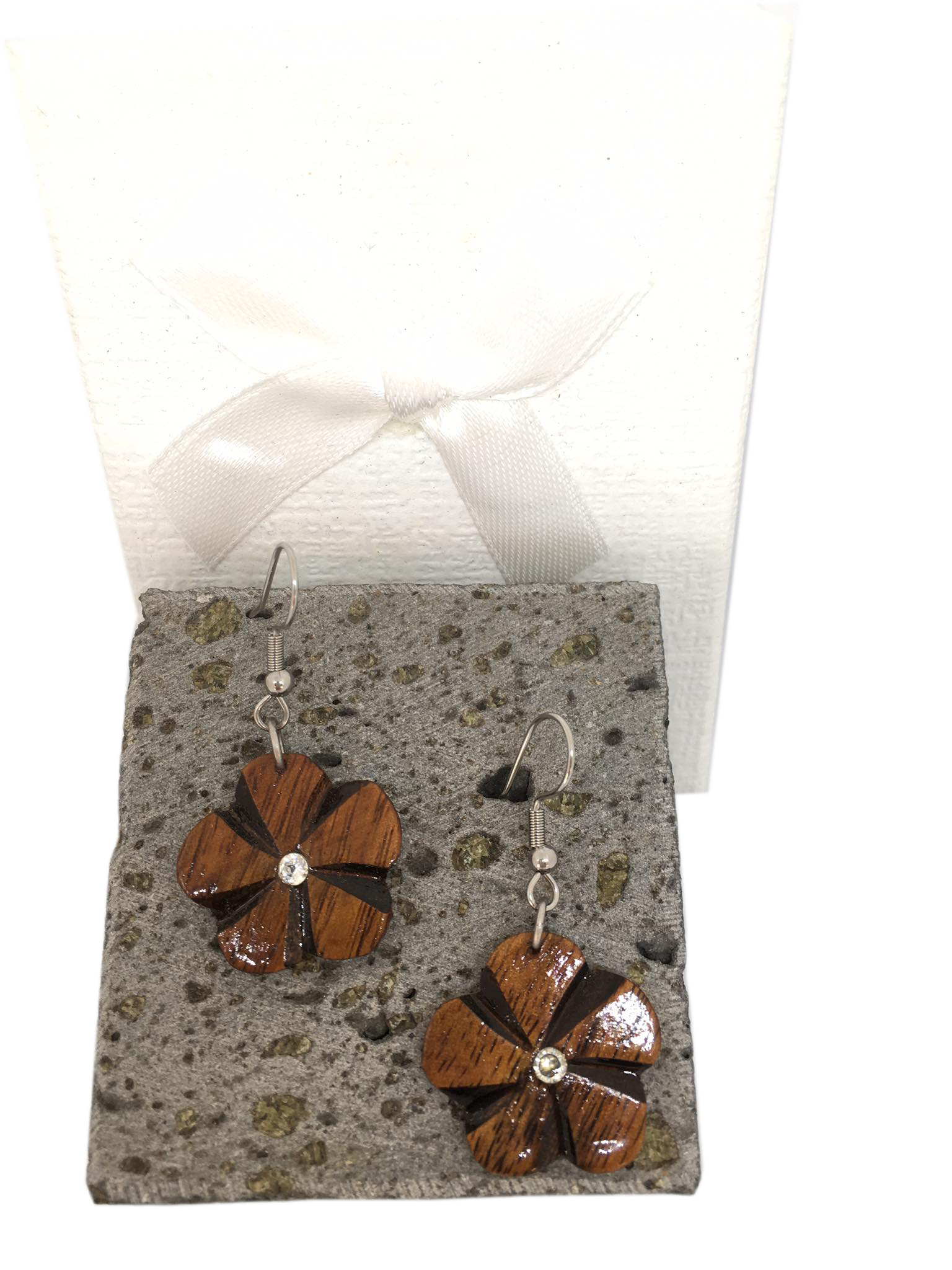 Boucle d'oreille en fleur de tamarin