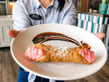 Holy Moly! Pink Cannolis!