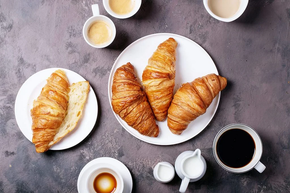 fresh-coffee-with-croissant-DC7H79J-1024x683.jpg