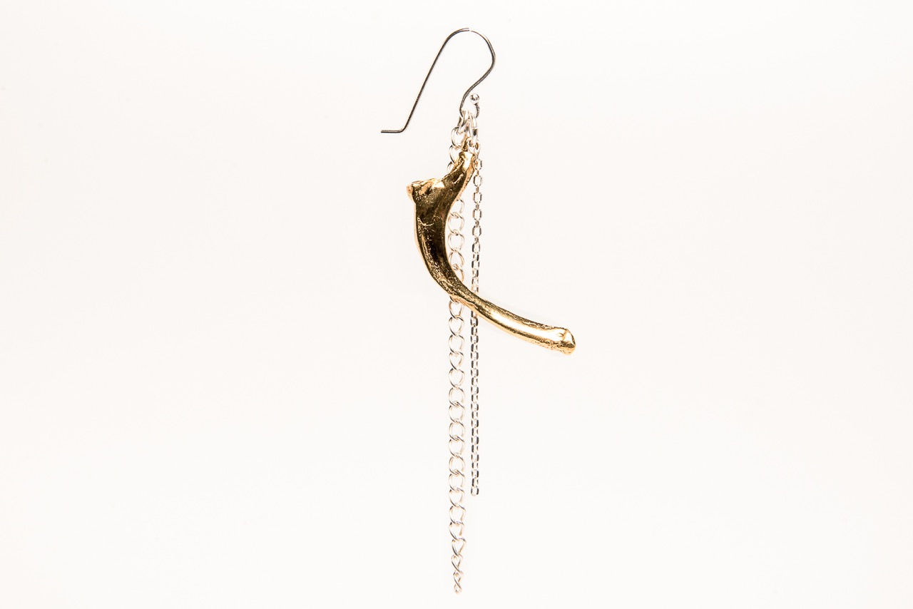 BONE N CHAIN EARRINGS silver & gold