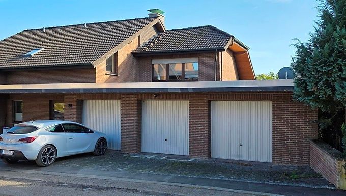 Großzügige top sanierte Etagenwohnung