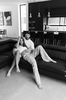 צילומי הריון בסגנון לייף־סטייל