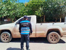 Camioneta con pedido de secuestro detenida en control vehicular