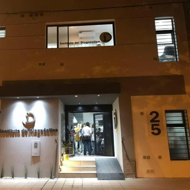 En qué consiste la nefrectomía parcial, la cirugía que le practicaron a Charly García