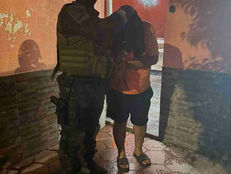 Atraparon a un policía por venta de drogas en Córdoba: su pareja ingirió envoltorios de cocaína para ocultarlos y murió