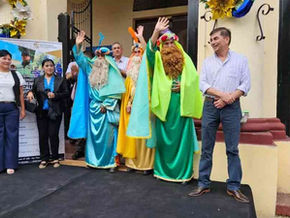 Más de mil personas participaron de la llegada de los Reyes Magos