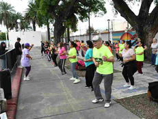 Comenzó la colonia de adultos mayores en el natatorio Perón