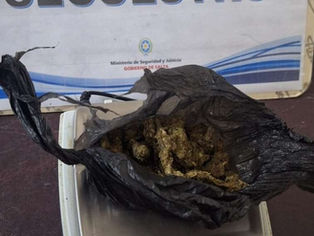 Droga incautada en patrullaje: 68 dosis en #Capital