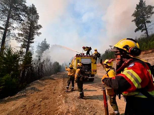 Alerta en Chubut por incendios fuera de control: hay varios focos y evacuaciones