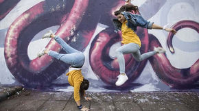 "Stremear", "tryhardear" o "nashe", las nuevas palabras que saltaron de la pantalla a la calle