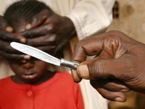 Los casos y costes de la mutilación genital femenina casi se duplicarán en 25 años, según OMS