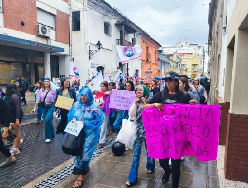Se también realizó la marcha del 8M en Salta