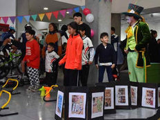 Los sábados las escuelas abren sus puertas para enseñar y promocionar la convivencia