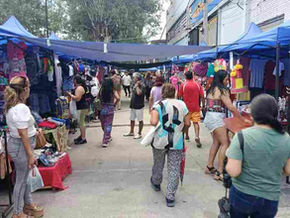 Salteños aprovecharon las ofertas del mercado San Miguel para las fiestas de fin de año