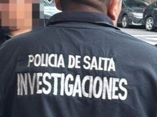 Allanan tres viviendas y detienen a hombre armado en #Capital