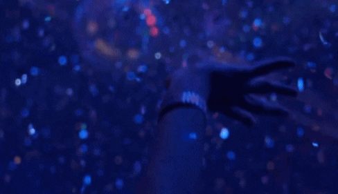 giphy.gif_cid=ecf05e47eb3i2en77reb5g0d57vbd2to9zjetcm3vakrxwam&ep=v1_gifs_search&rid=giphy