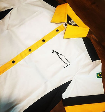 Camisa em tricoline confort mista de algodão e poliéster,modelagem atual com excelente caimento,vários recortes que dão exclusividade ao seu uniforme. Pode ser bordada ou estampada.