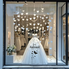 Sticks en découpe noir, décoration intérieur de la vitrine