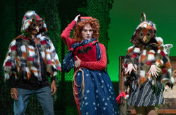 2026-0416_Theater-HeadOverHeels-1164