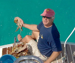 CH.11-2 Wiston sittig holdinig lobster o