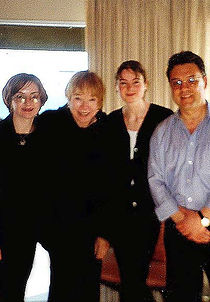 Shirley Maclaine.stg.2.jpg