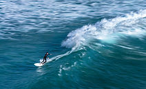 Surf sur la vague.jpg