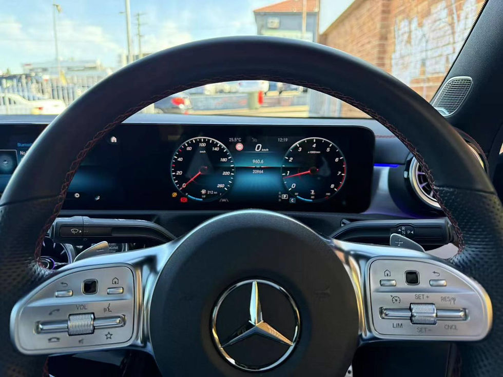 縮圖：2023 Mercedes-Benz CLA200