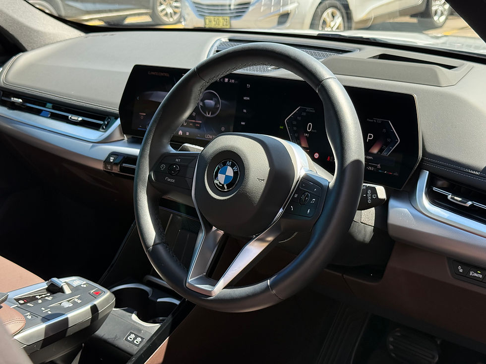 縮圖：2025 BMW X1 xDrive 20i