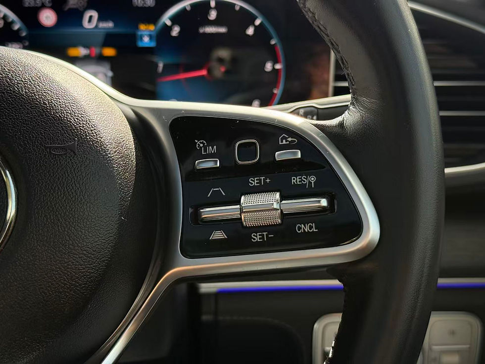 Thumbnail: 2023 Mercedes-Benz GLE400d 4 Matic