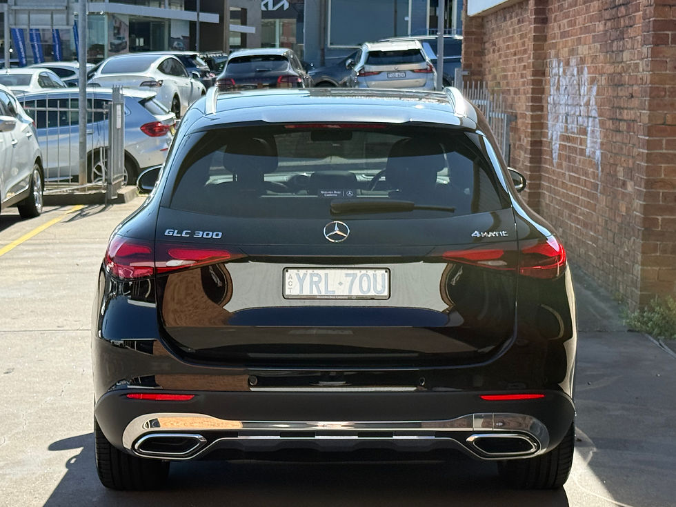 縮圖：2025 MB GLC300 4 Matic